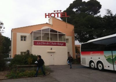 Bus parking Le Clos de l'Aube Rouge Hotel Seminars Montpellier