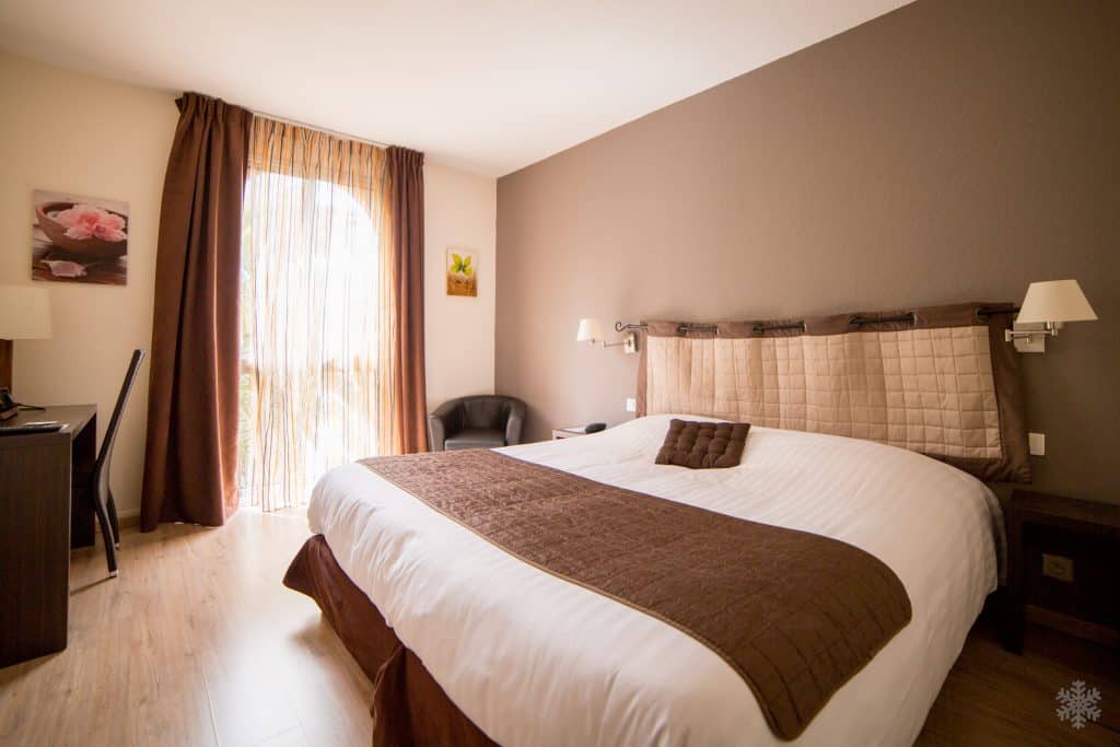 King Size room King Size room Le Clos de l'Aube Rouge Hotel Montpellier