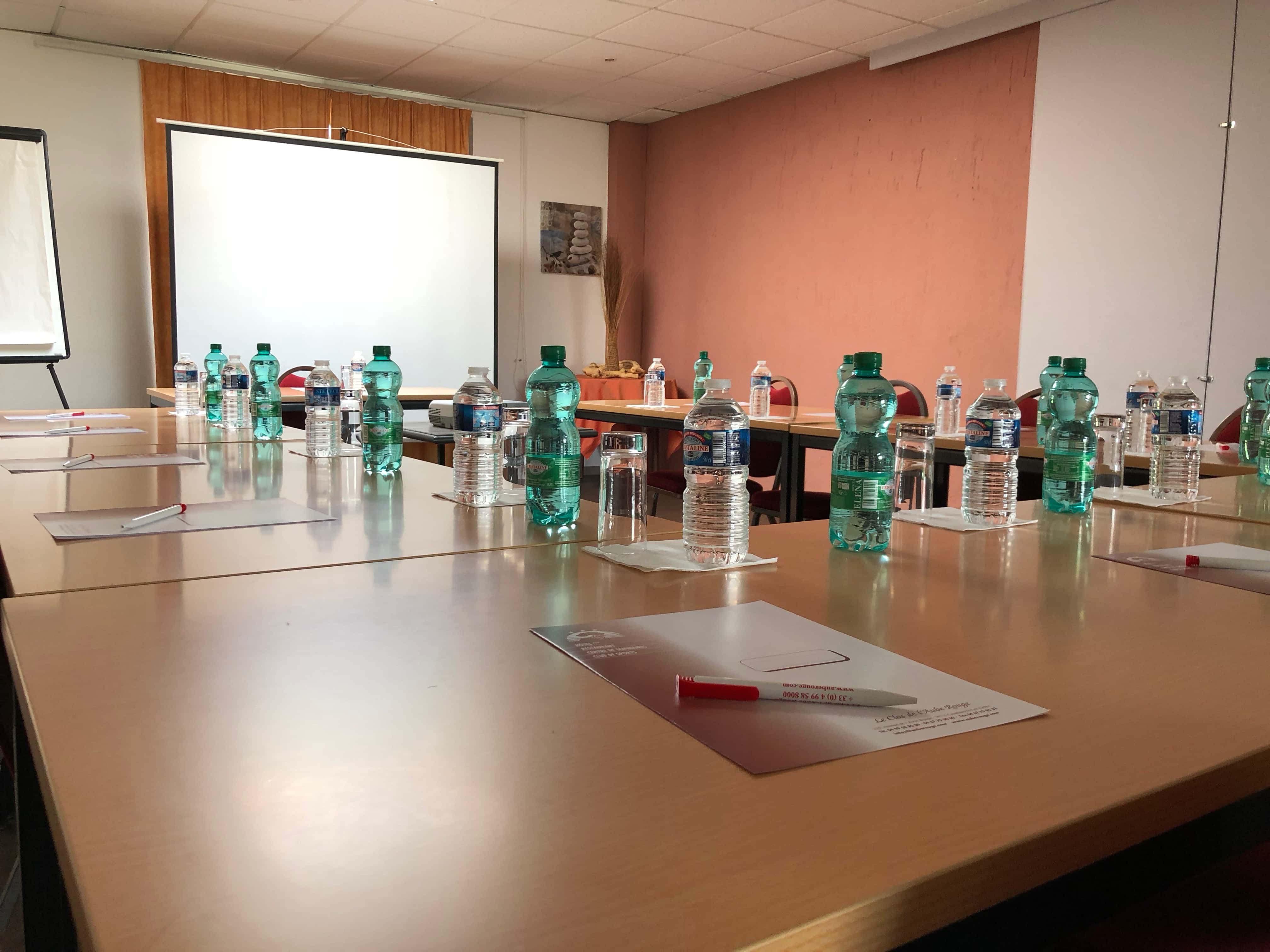 Meeting room Autan 60m² Le Clos de l'Aube Rouge Hotel Seminars Montpellier