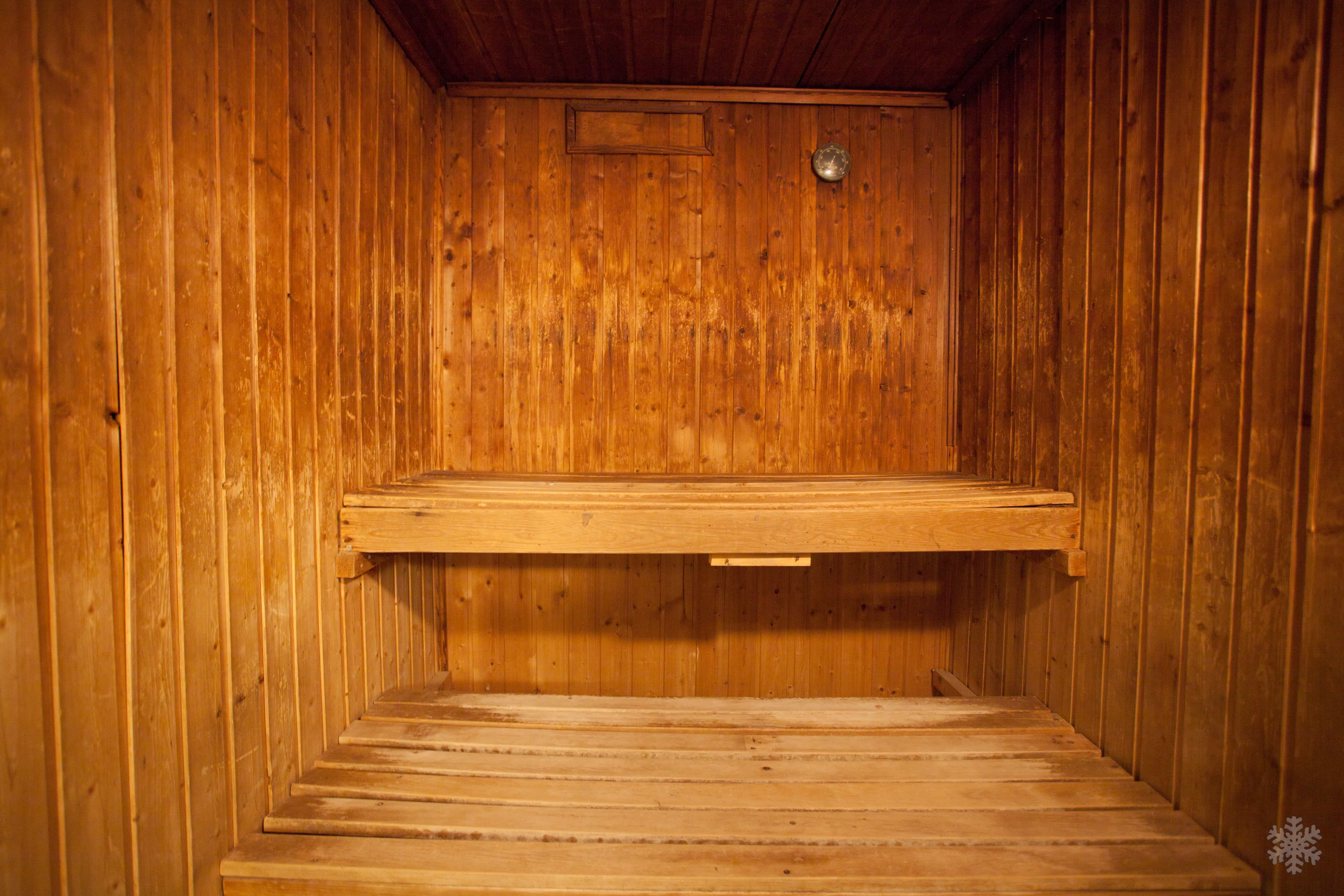 Sauna hotel clos de l’aube rouge a montpellier